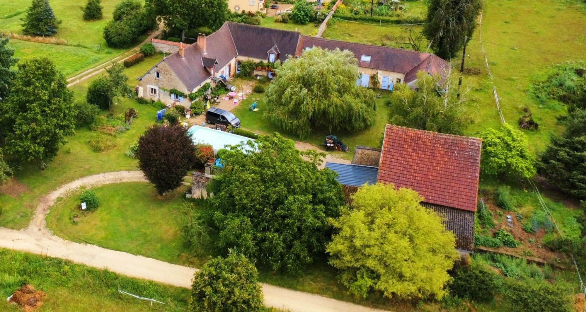 Les Anniquins Villa Ivoy-le-Pré Екстериор снимка