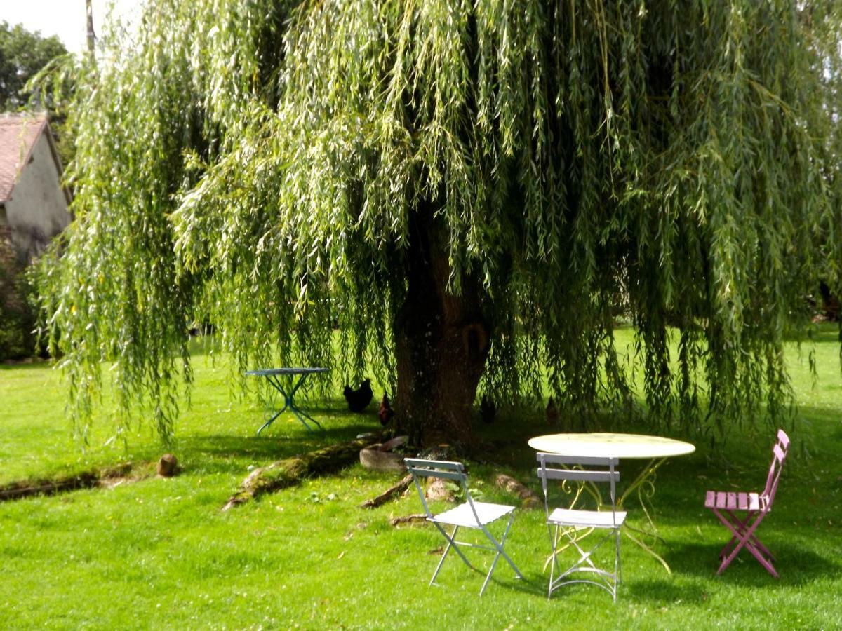 Les Anniquins Villa Ivoy-le-Pré Екстериор снимка